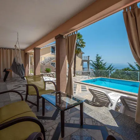 Apartmán La Mer-1 By Interhome Lovran