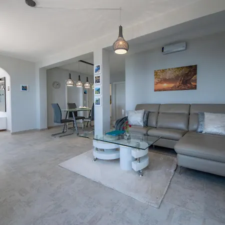 La Mer-1 By Interhome Appartement *