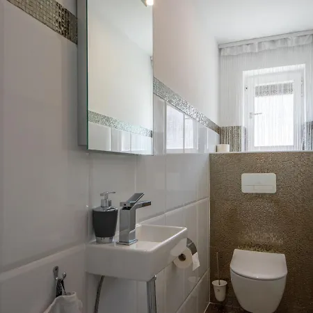 La Mer-1 By Interhome Apartmán