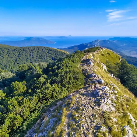 La Mer-1 By Interhome Lovran