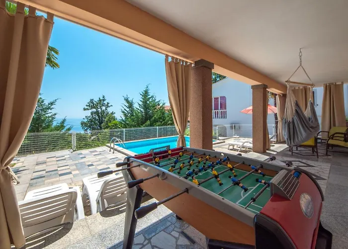 La Mer-1 By Interhome * Lovran