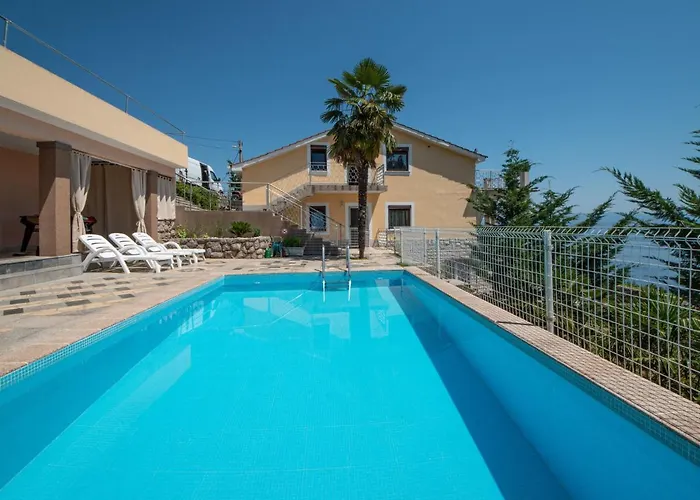 Apartman La Mer-1 By Interhome