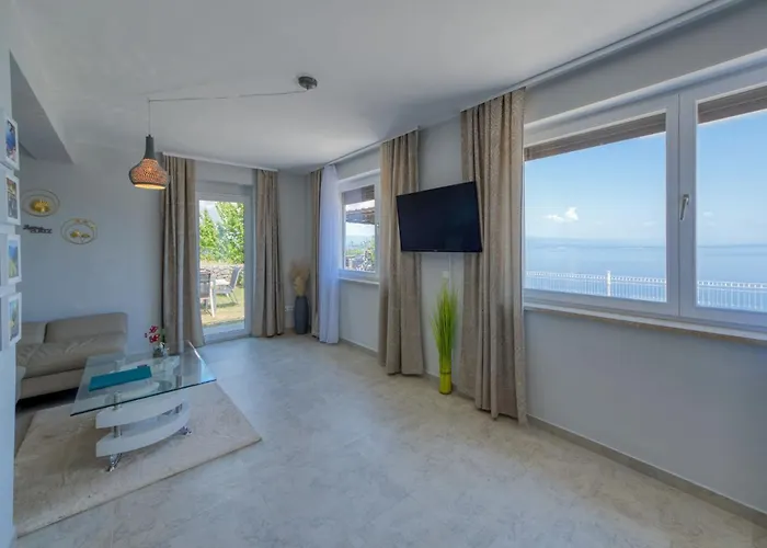 Apartman La Mer-1 By Interhome Lovran