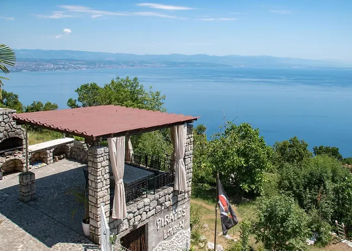 La Mer-1 By Interhome